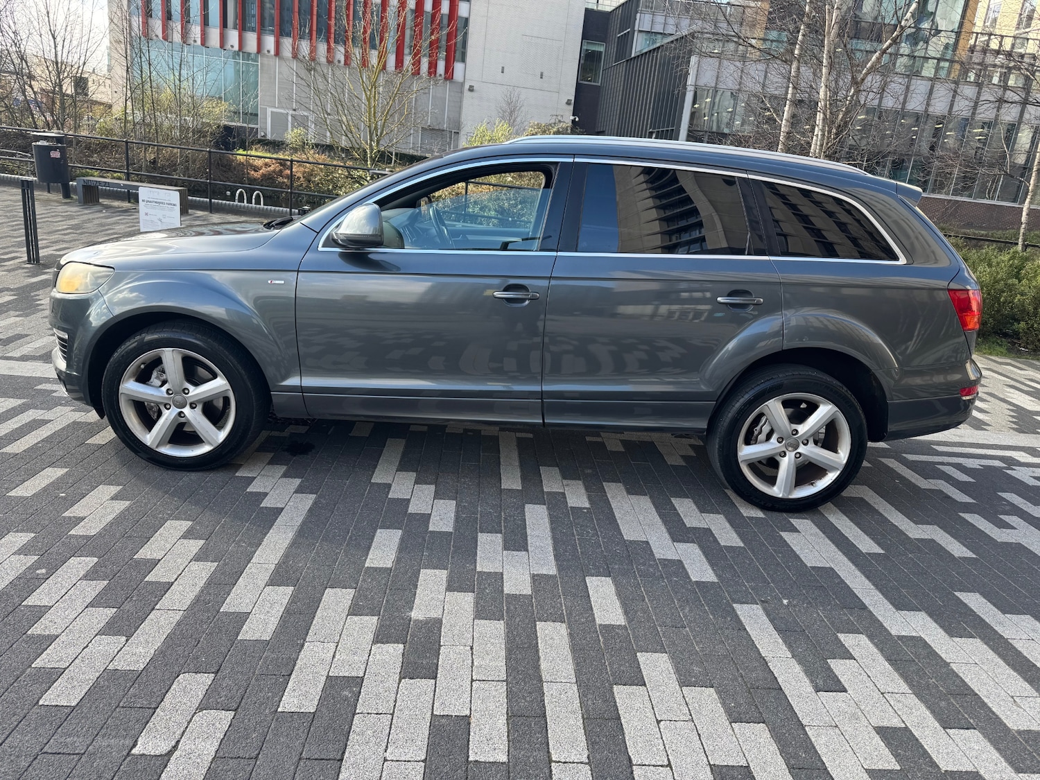 Used Audi Q7 2008 for sale - 77837351: Photo 5
