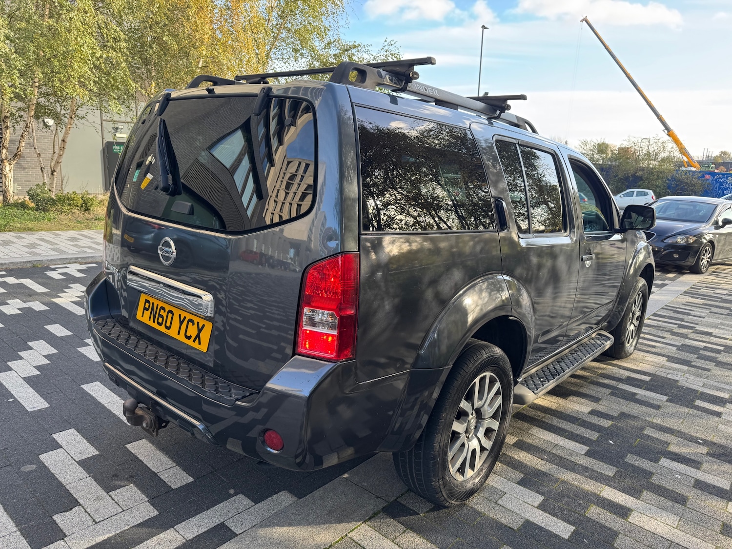 Used Nissan Pathfinder 2010 for sale - 76397254: Photo 14