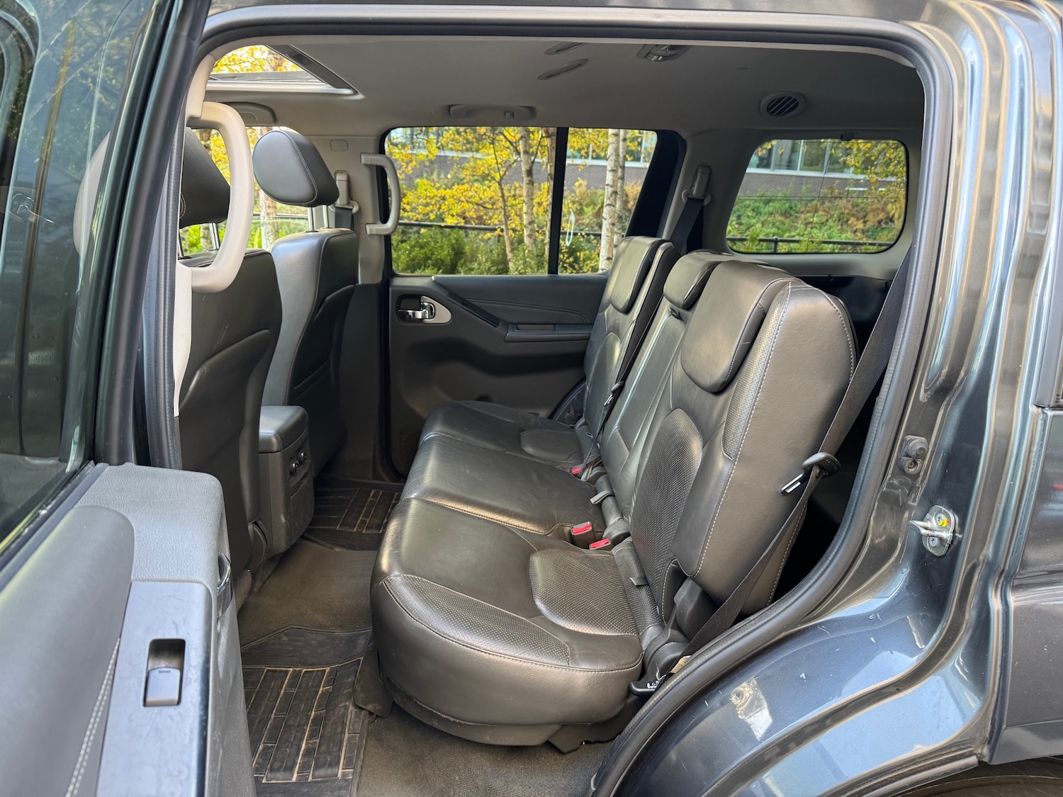 Used Nissan Pathfinder 2010 for sale - 76397254: Photo 17