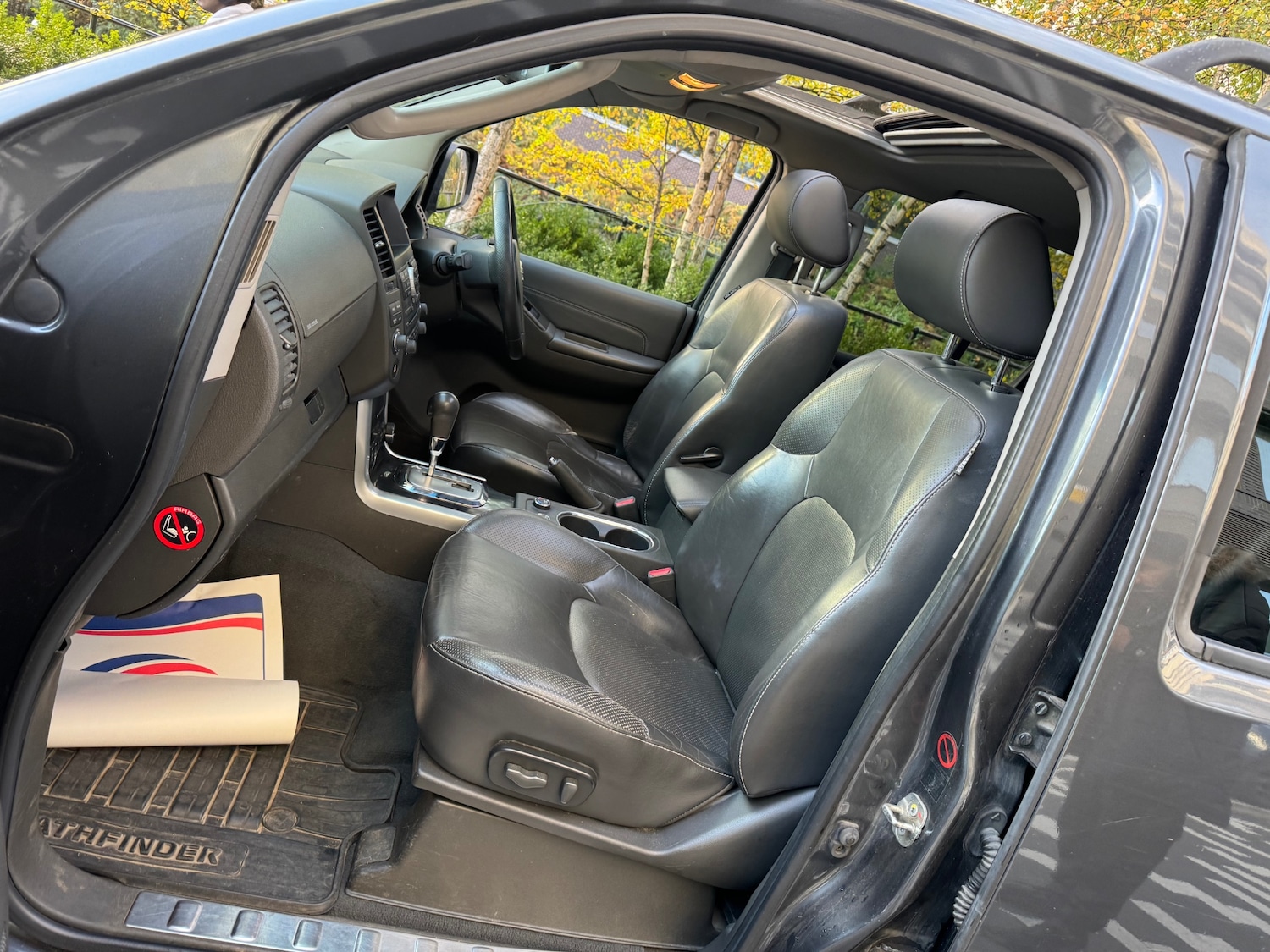 Used Nissan Pathfinder 2010 for sale - 76397254: Photo 6