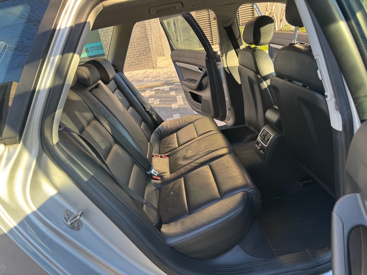 Used Audi A6 2010 for sale - 77096860: Photo 7