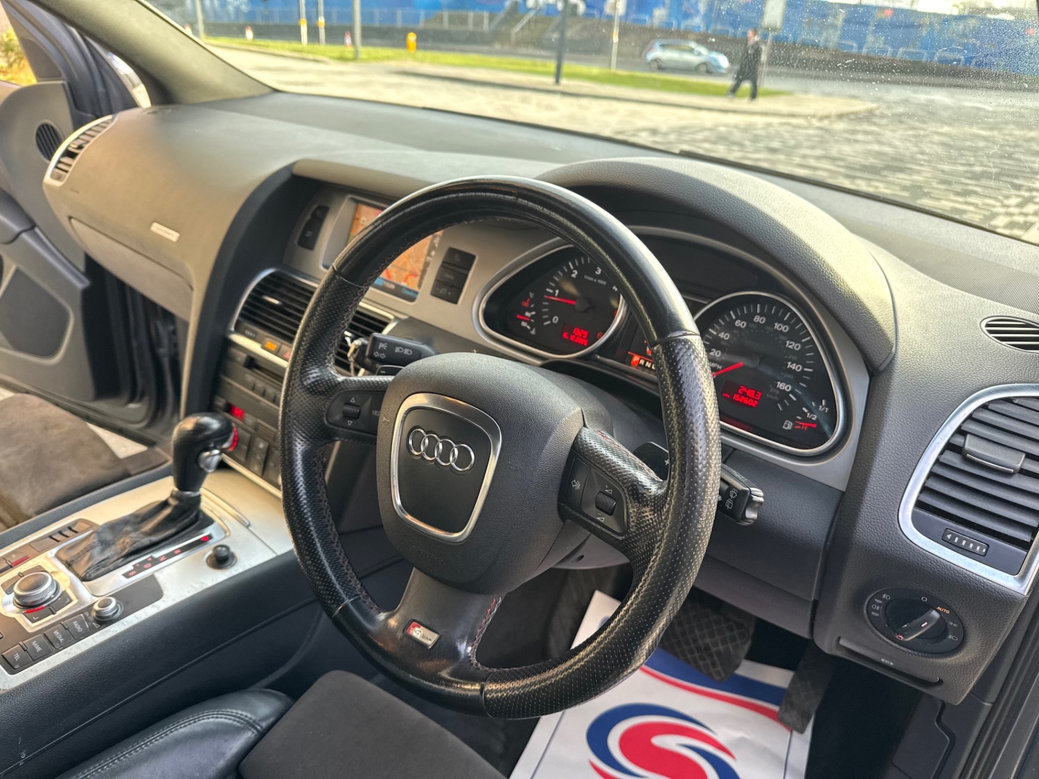 Used Audi Q7 2007 for sale - 76963697: Photo 9