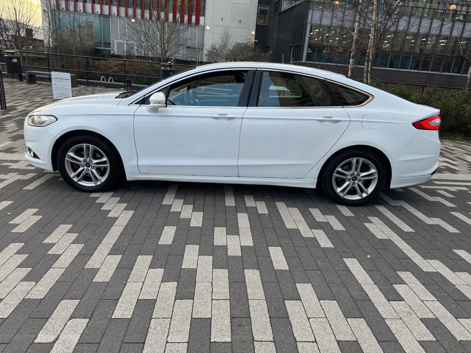 Used Ford Mondeo 2015 for sale - 77573675: Photo 5