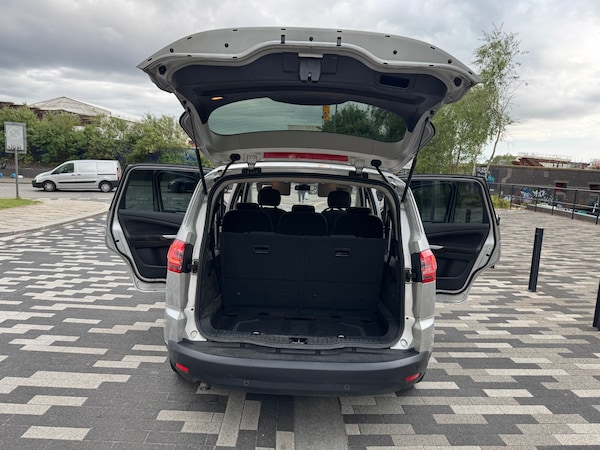 Used Ford S-Max 2013 for sale - 74847691: Photo 11