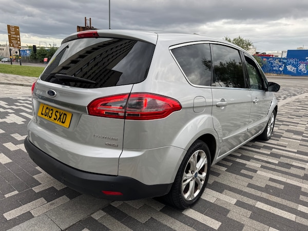 Used Ford S-Max 2013 for sale - 74847691: Photo 14