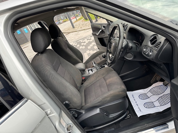 Used Ford S-Max 2013 for sale - 74847691: Photo 9