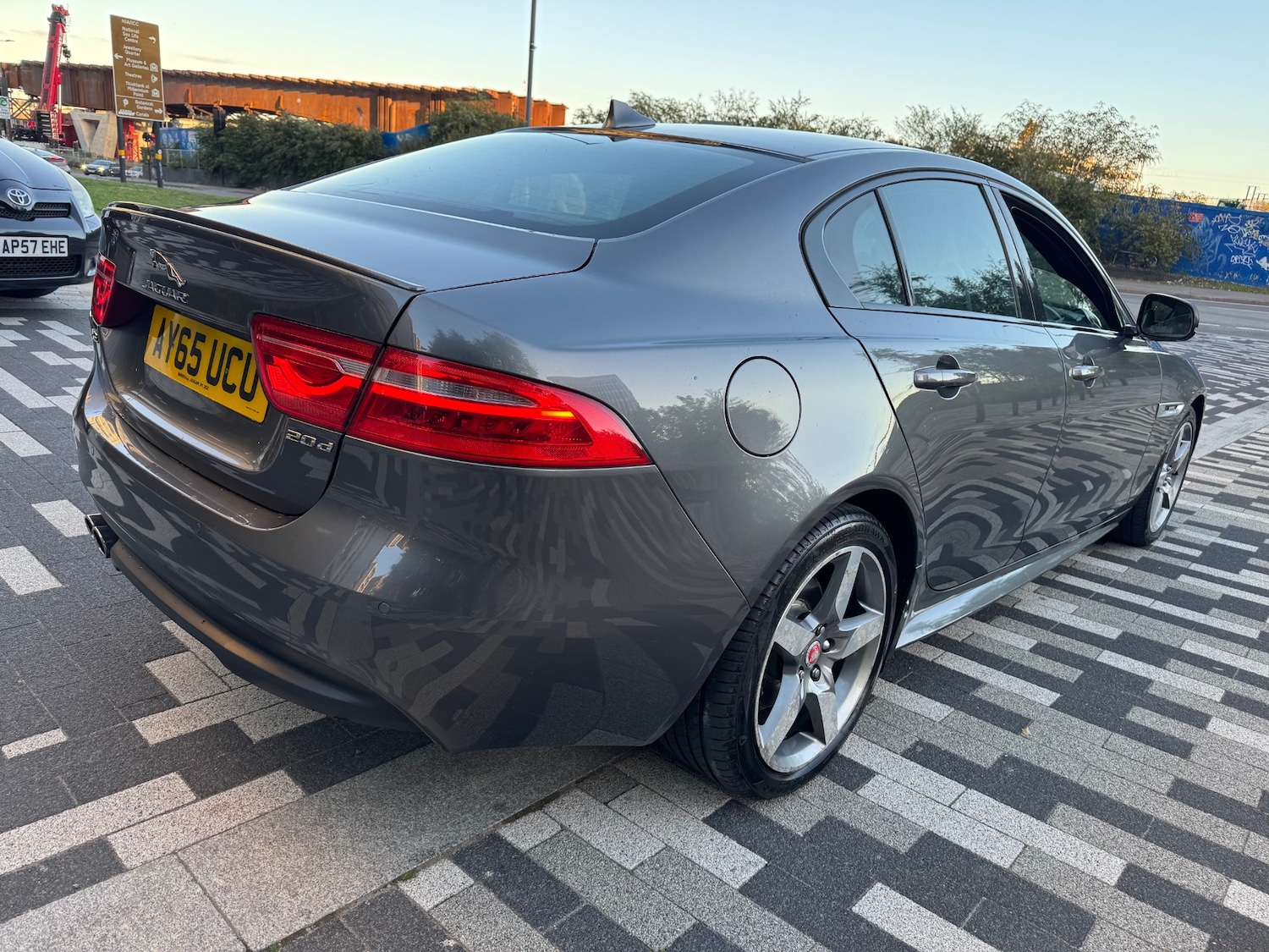 Used Jaguar XE 2015 for sale - 76071439: Photo 14