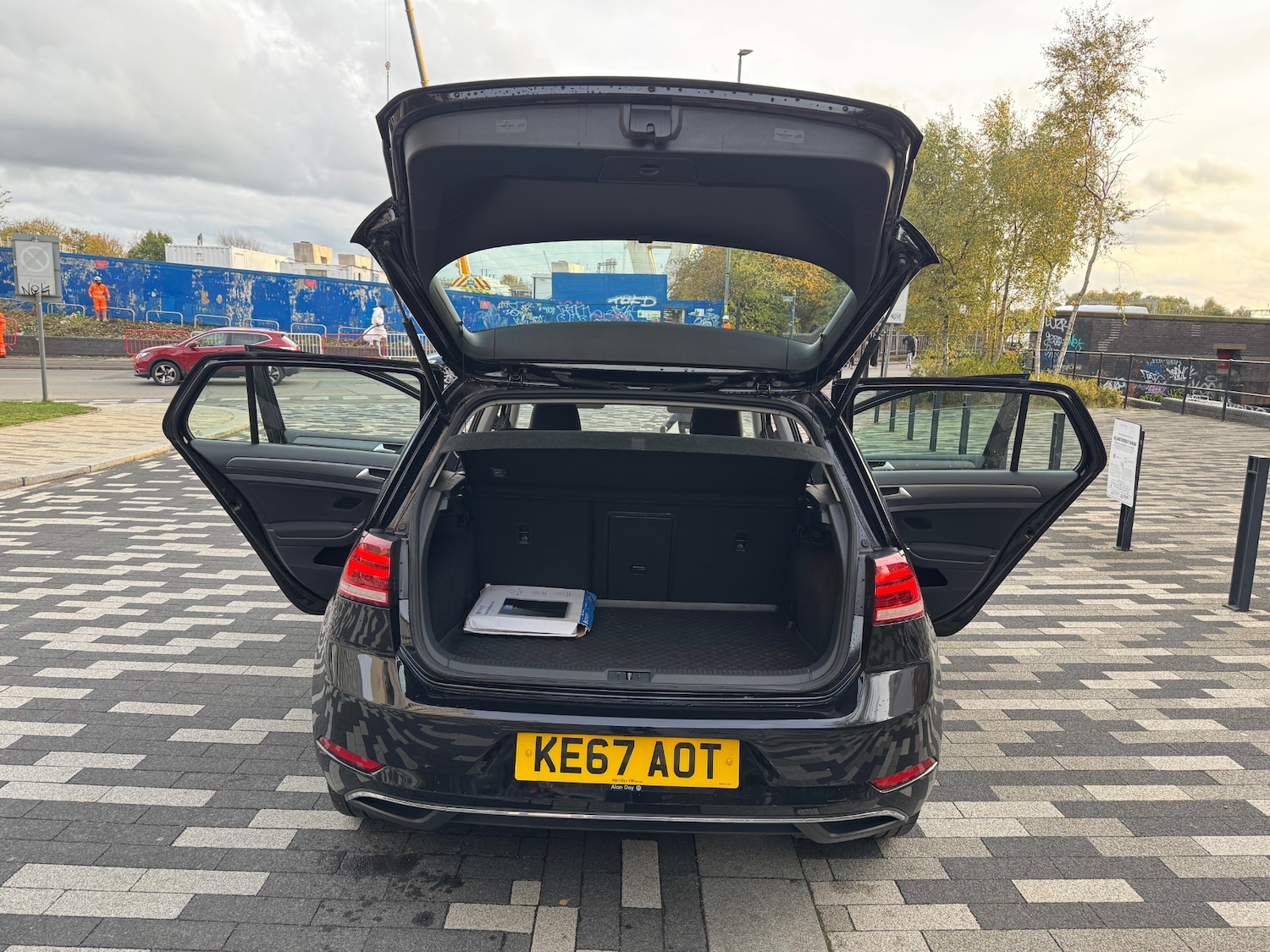 Used Volkswagen Golf 2018 for sale - 76407689: Photo 10