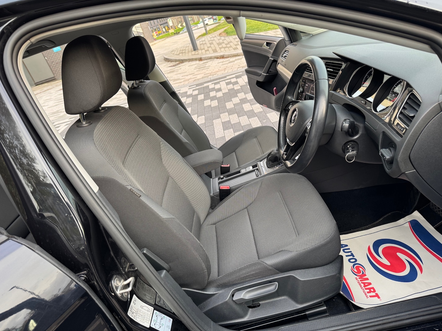 Used Volkswagen Golf 2018 for sale - 76407689: Photo 17