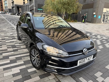 Volkswagen - Golf