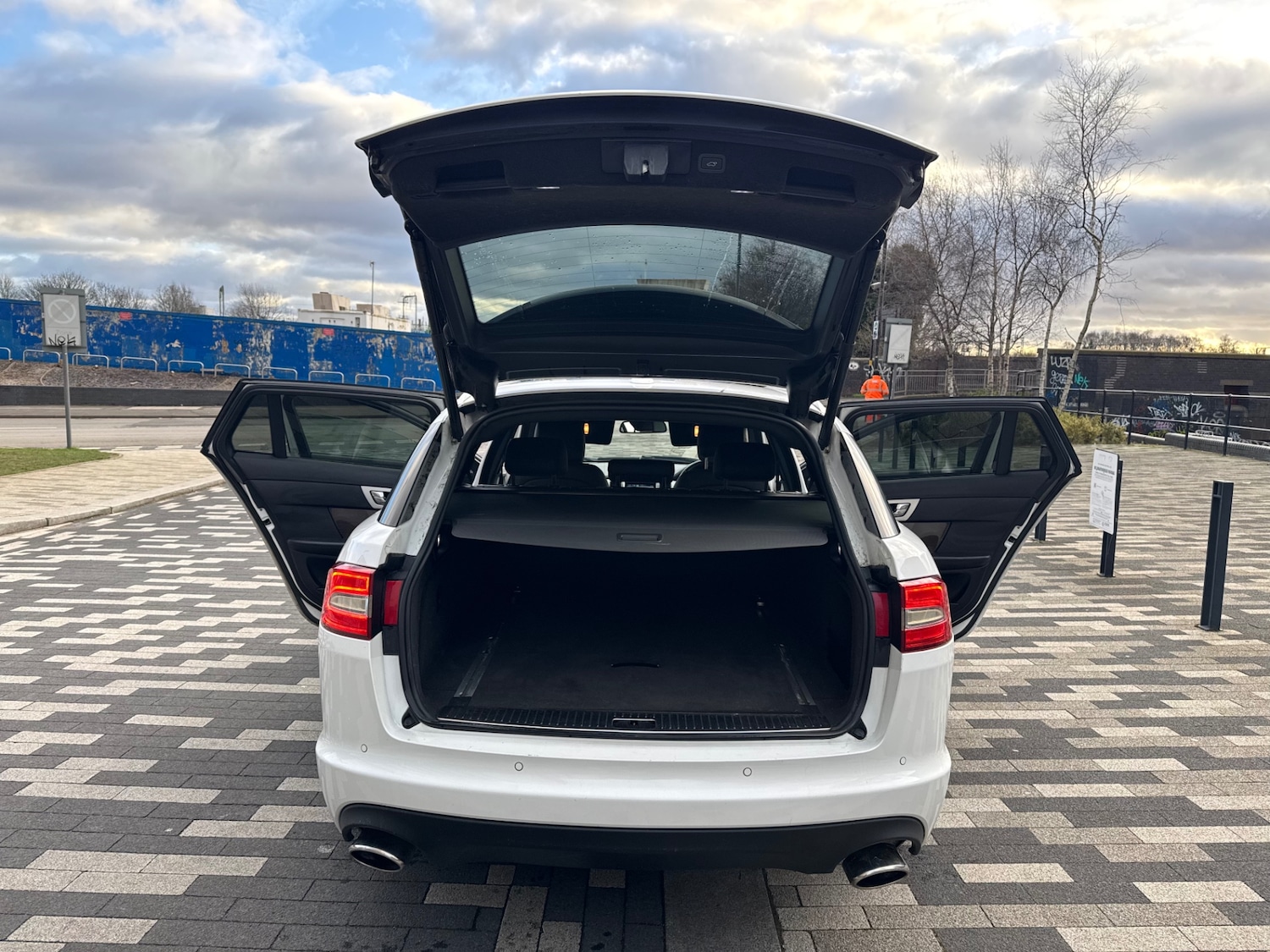 Used Jaguar XF 2013 for sale - 77129870: Photo 10