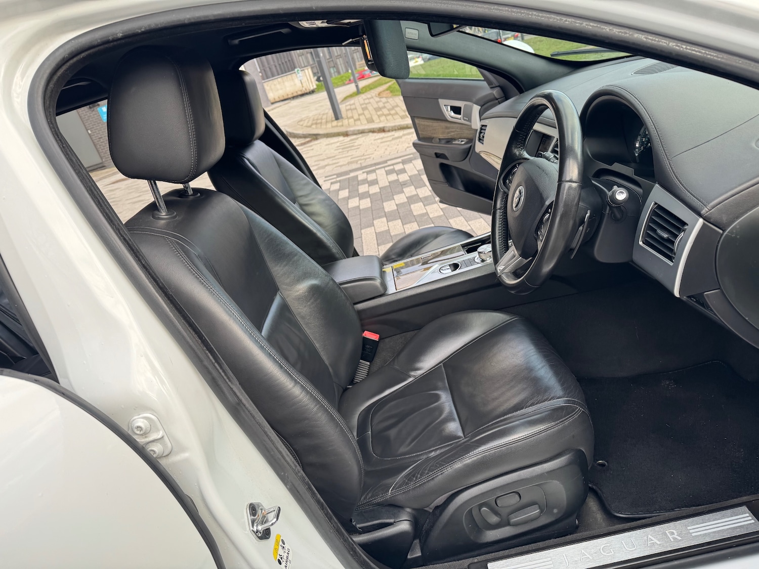 Used Jaguar XF 2013 for sale - 77129870: Photo 18