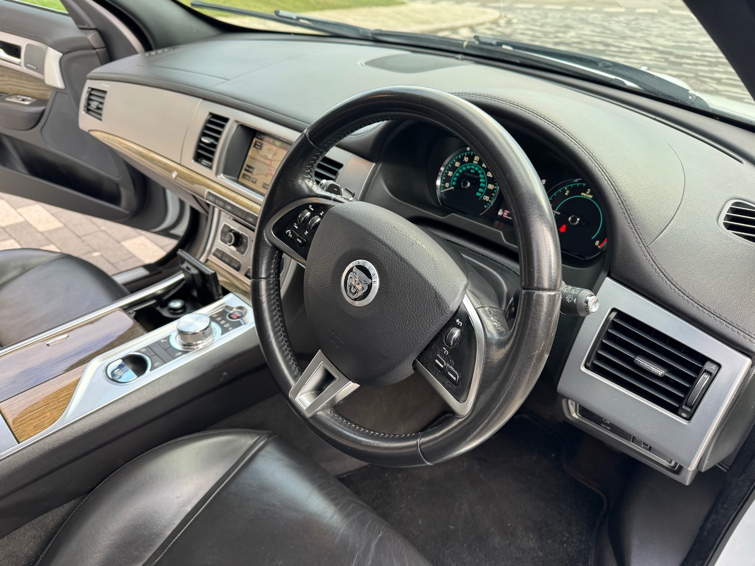 Used Jaguar XF 2013 for sale - 77129870: Photo 9