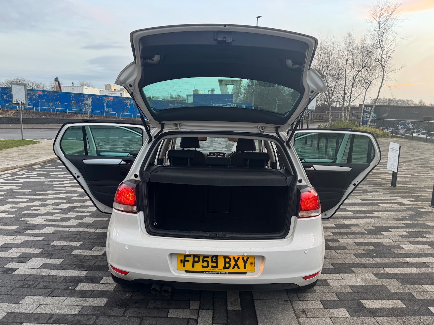 Used Volkswagen Golf 2009 for sale - 77525182: Photo 10