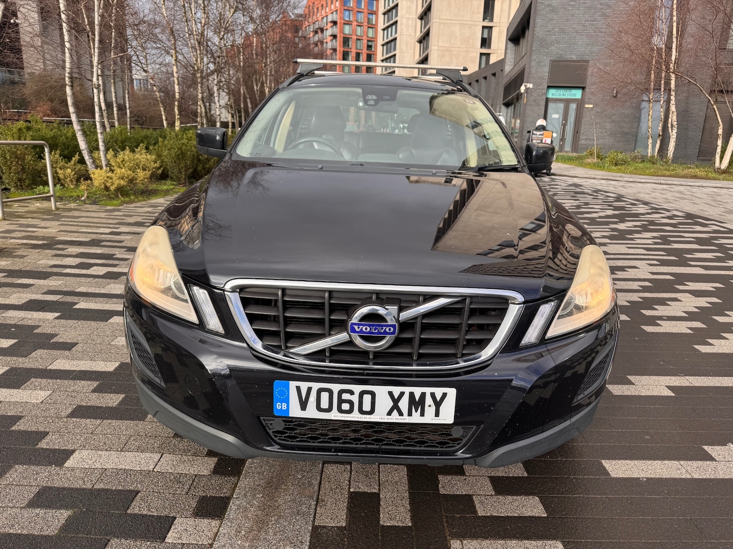 Used Volvo XC60 2010 for sale - 77522439: Photo 2