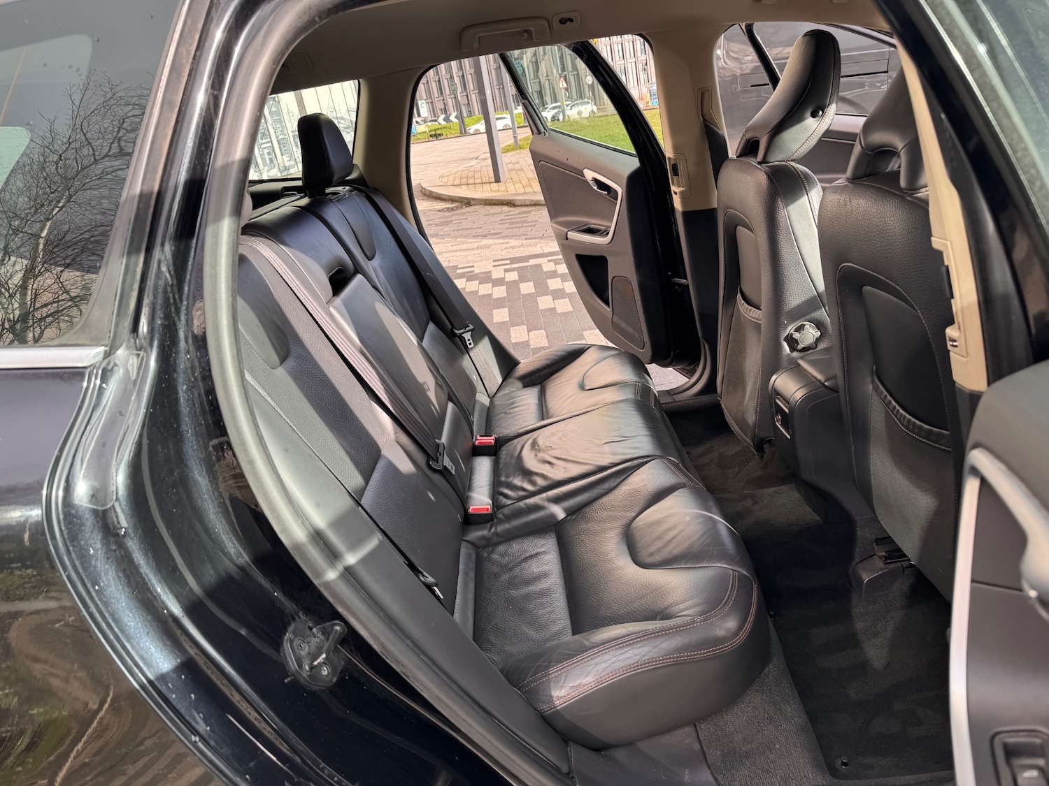 Used Volvo XC60 2010 for sale - 77522439: Photo 7