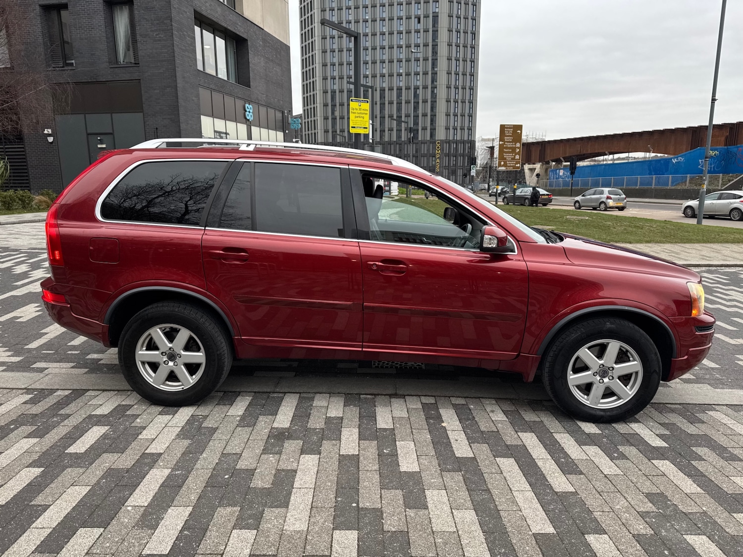 Used Volvo XC90 2012 for sale - 77595752: Photo 3