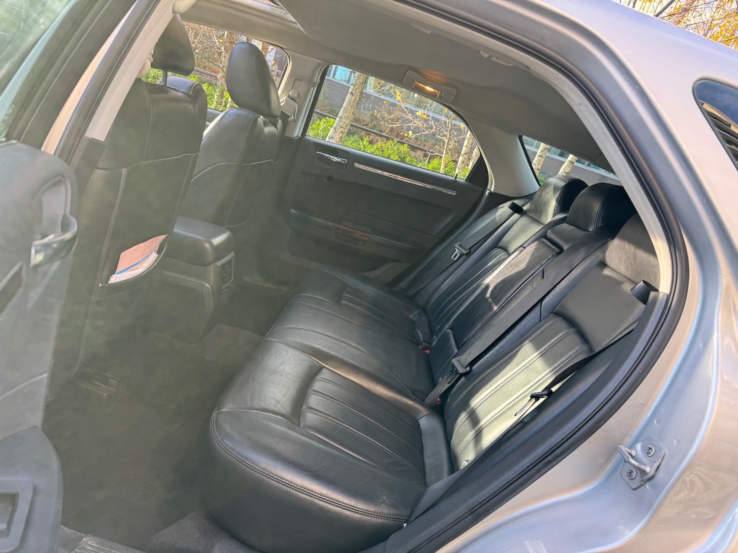 Used Chrysler 300C 2009 for sale - 76785484: Photo 17