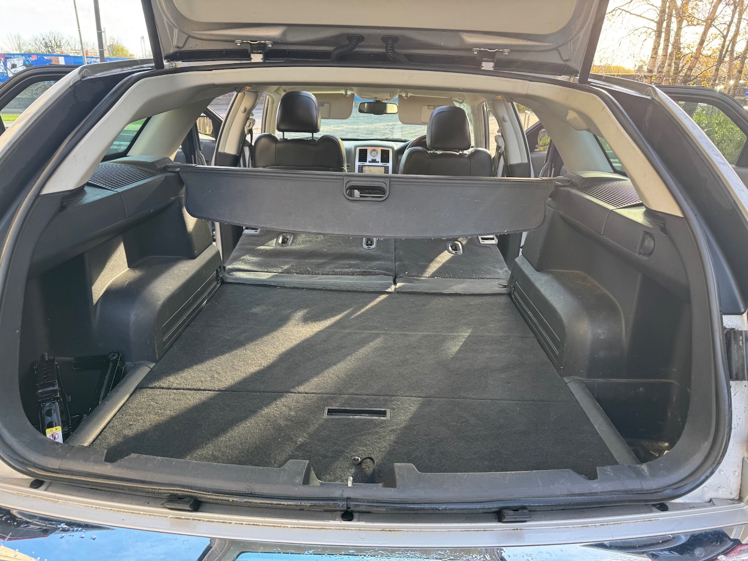 Used Chrysler 300C 2009 for sale - 76785484: Photo 19