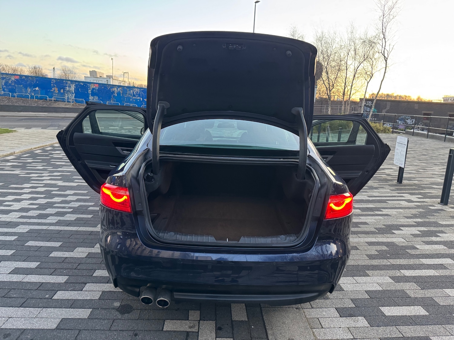 Used Jaguar XF 2017 for sale - 77082665: Photo 10