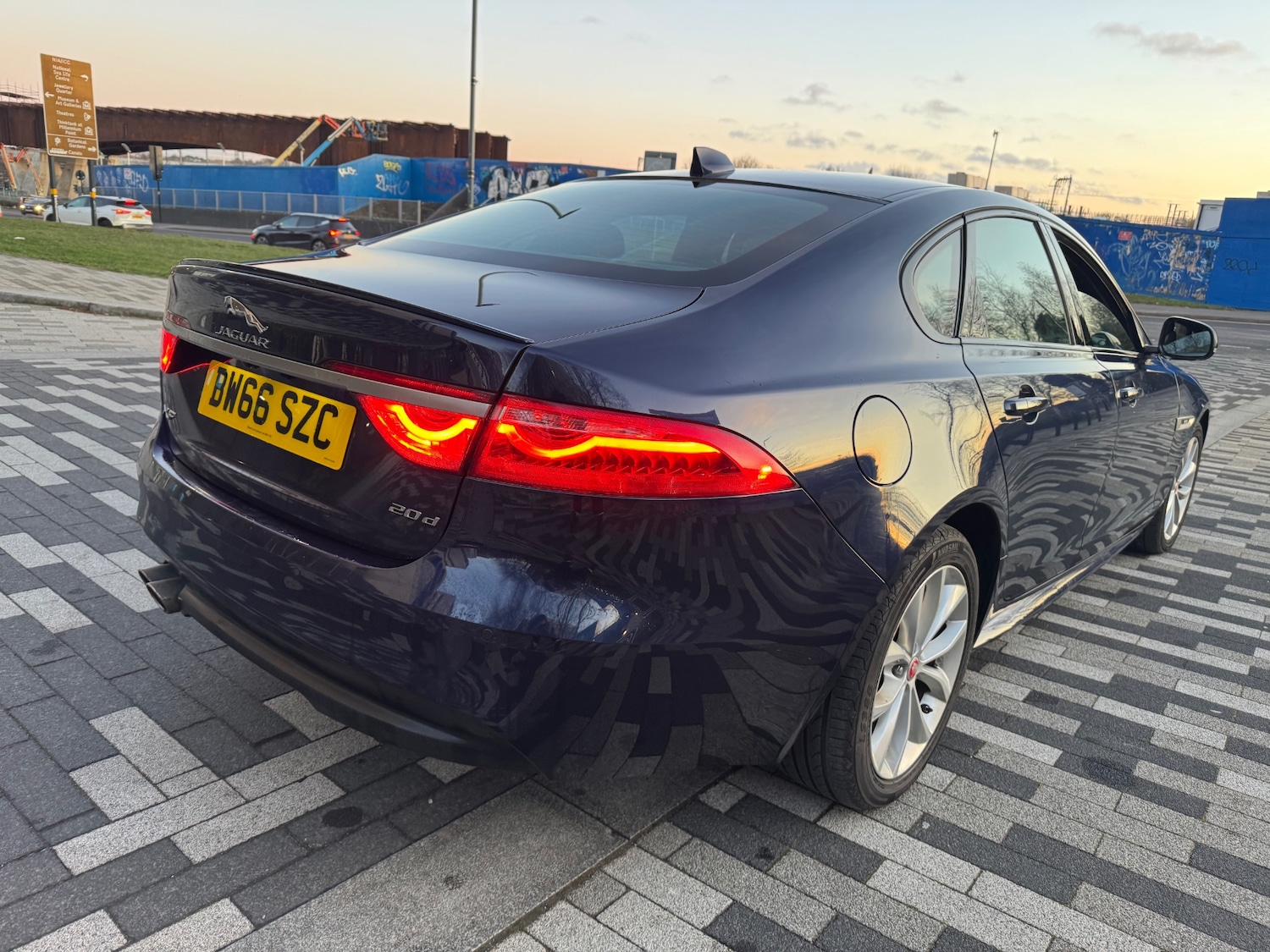 Used Jaguar XF 2017 for sale - 77082665: Photo 14