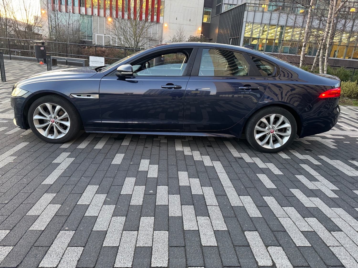 Used Jaguar XF 2017 for sale - 77082665: Photo 5