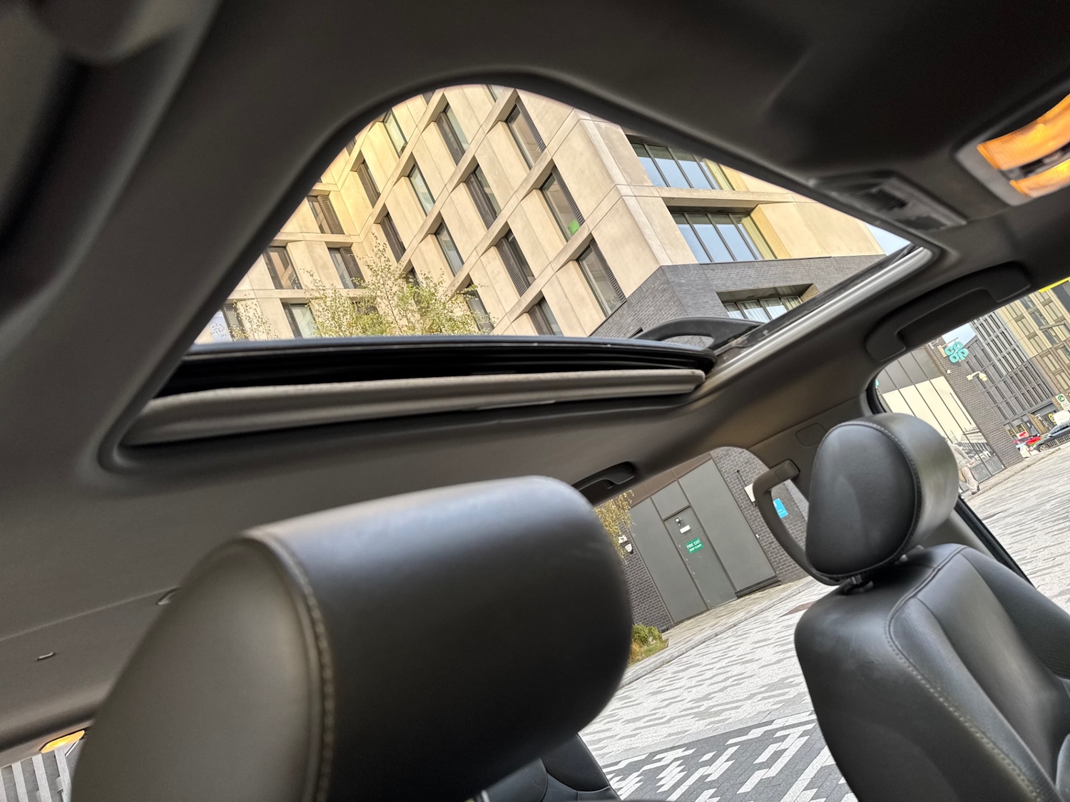 Used Nissan Pathfinder 2012 for sale - 76440003: Photo 11