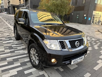 2012 (12) - 2.5 dCi Tekna 5dr