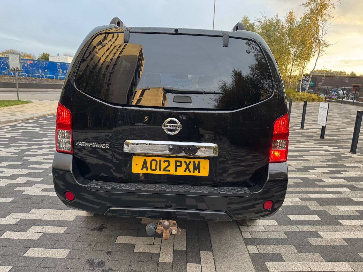 Used Nissan Pathfinder 2012 for sale - 76440003: Photo 4