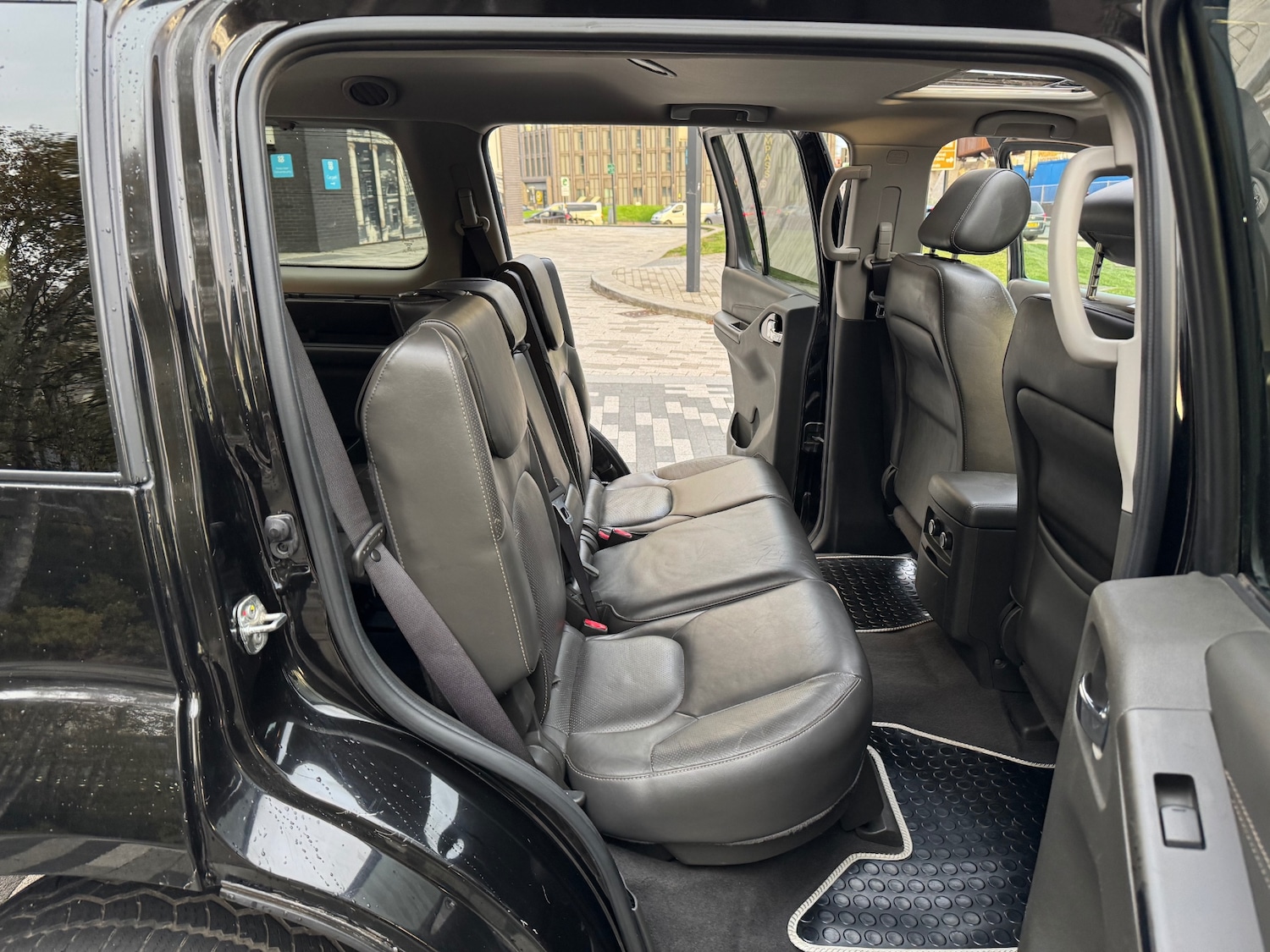 Used Nissan Pathfinder 2012 for sale - 76440003: Photo 7