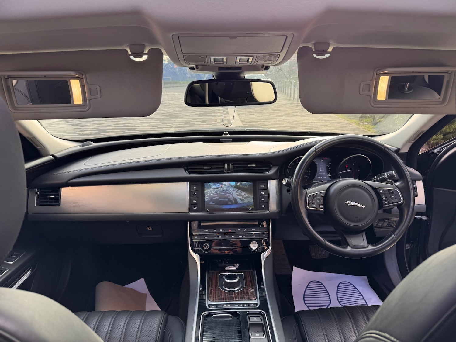 Used Jaguar XF 2017 for sale - 77264735: Photo 8