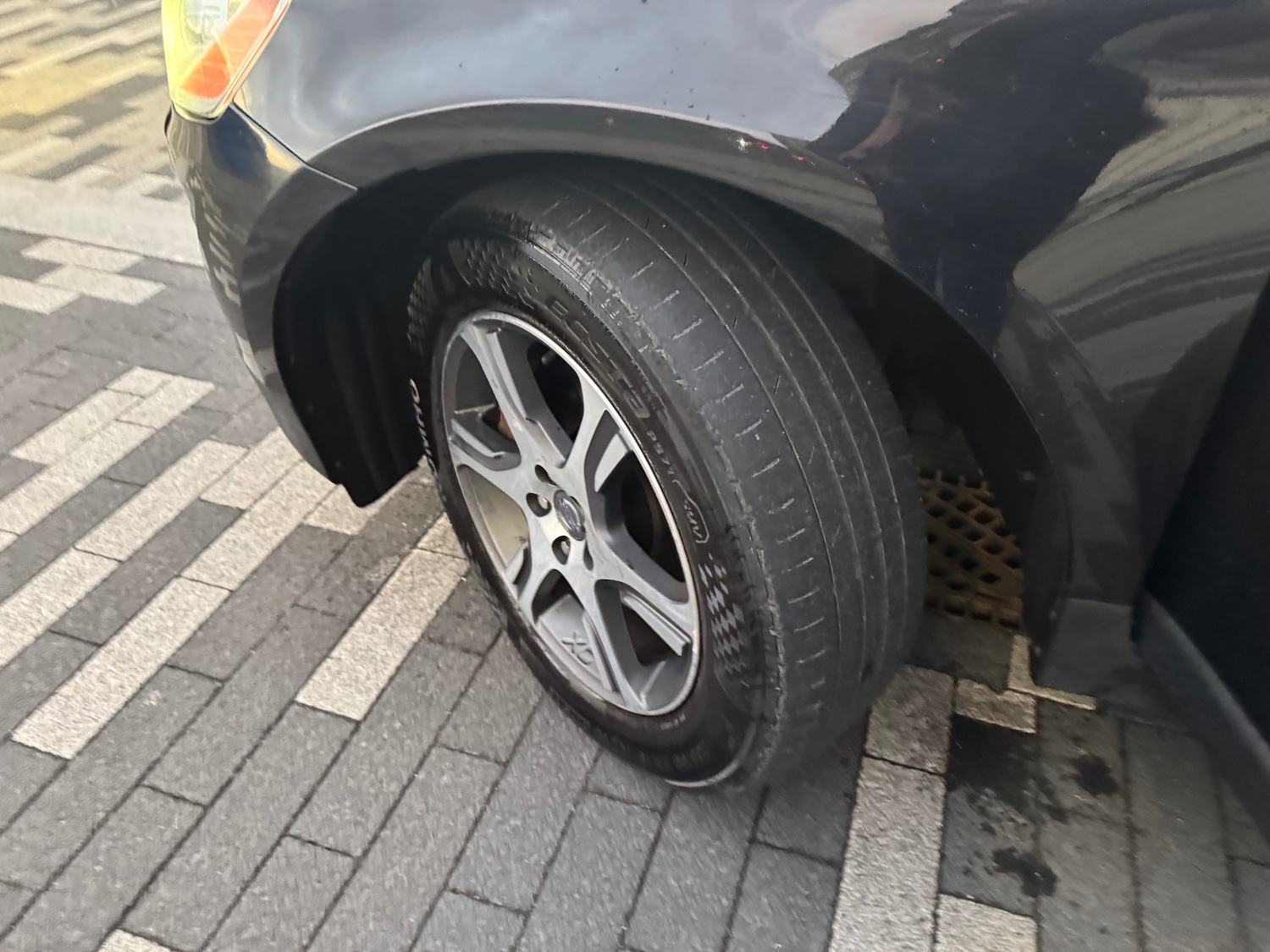 Used Volvo XC60 2011 for sale - 77090238: Photo 12