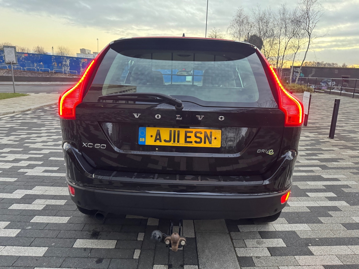 Used Volvo XC60 2011 for sale - 77090238: Photo 4