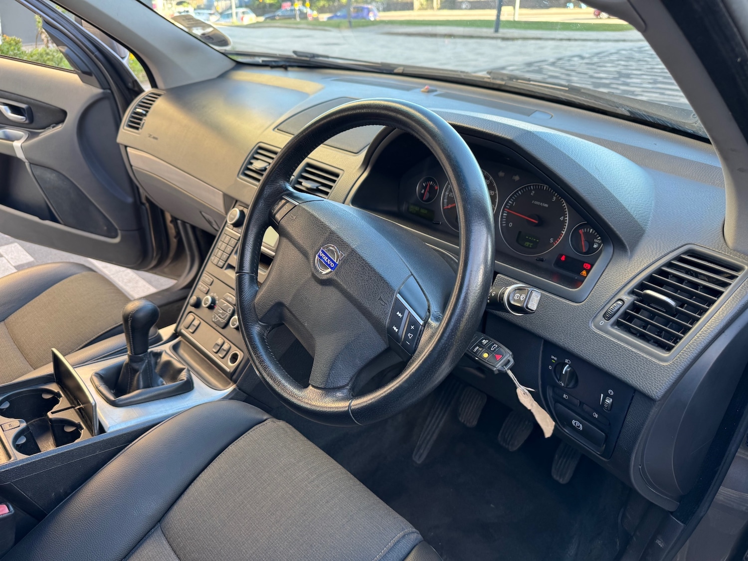 Used Volvo XC90 2010 for sale - 74226238: Photo 9