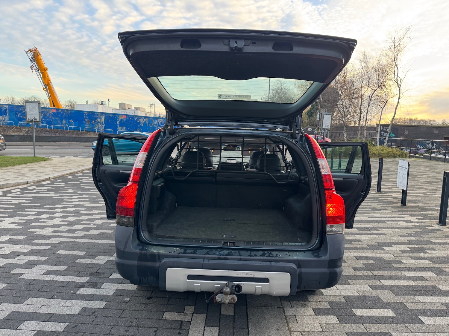 Used Volvo XC70 2007 for sale - 76963719: Photo 10