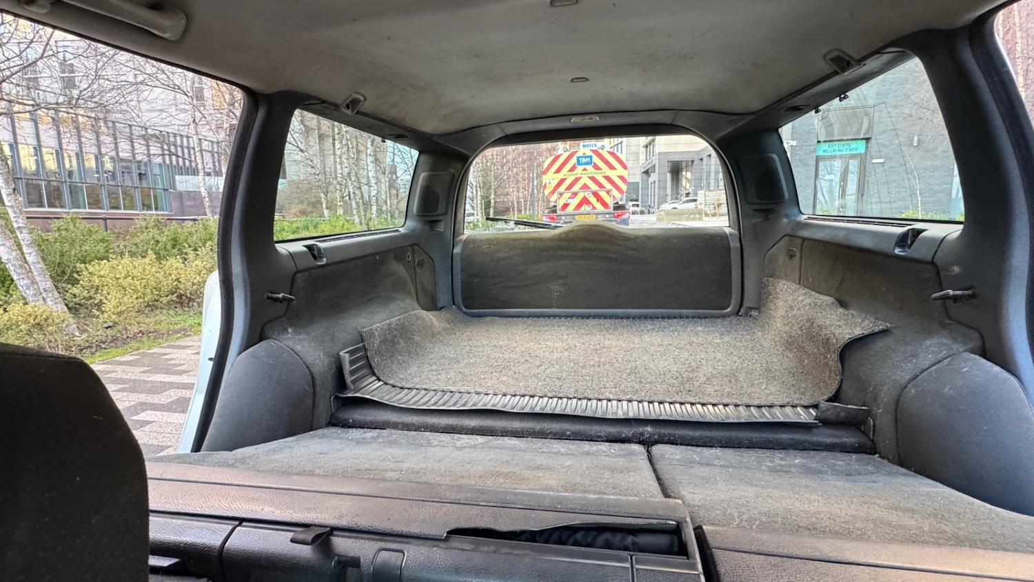 Used Volvo V70 2004 for sale - 77522445: Photo 10