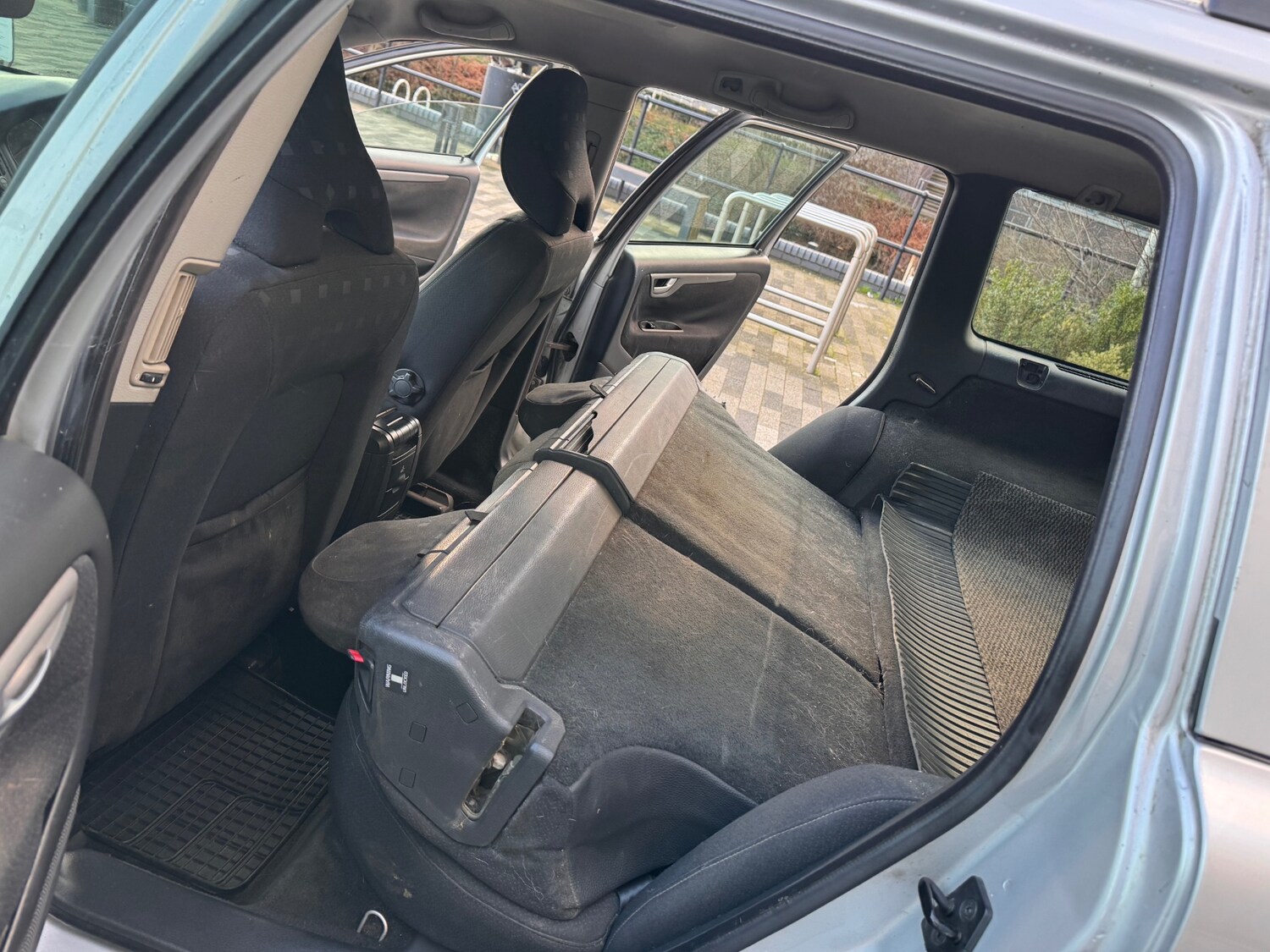 Used Volvo V70 2004 for sale - 77522445: Photo 11