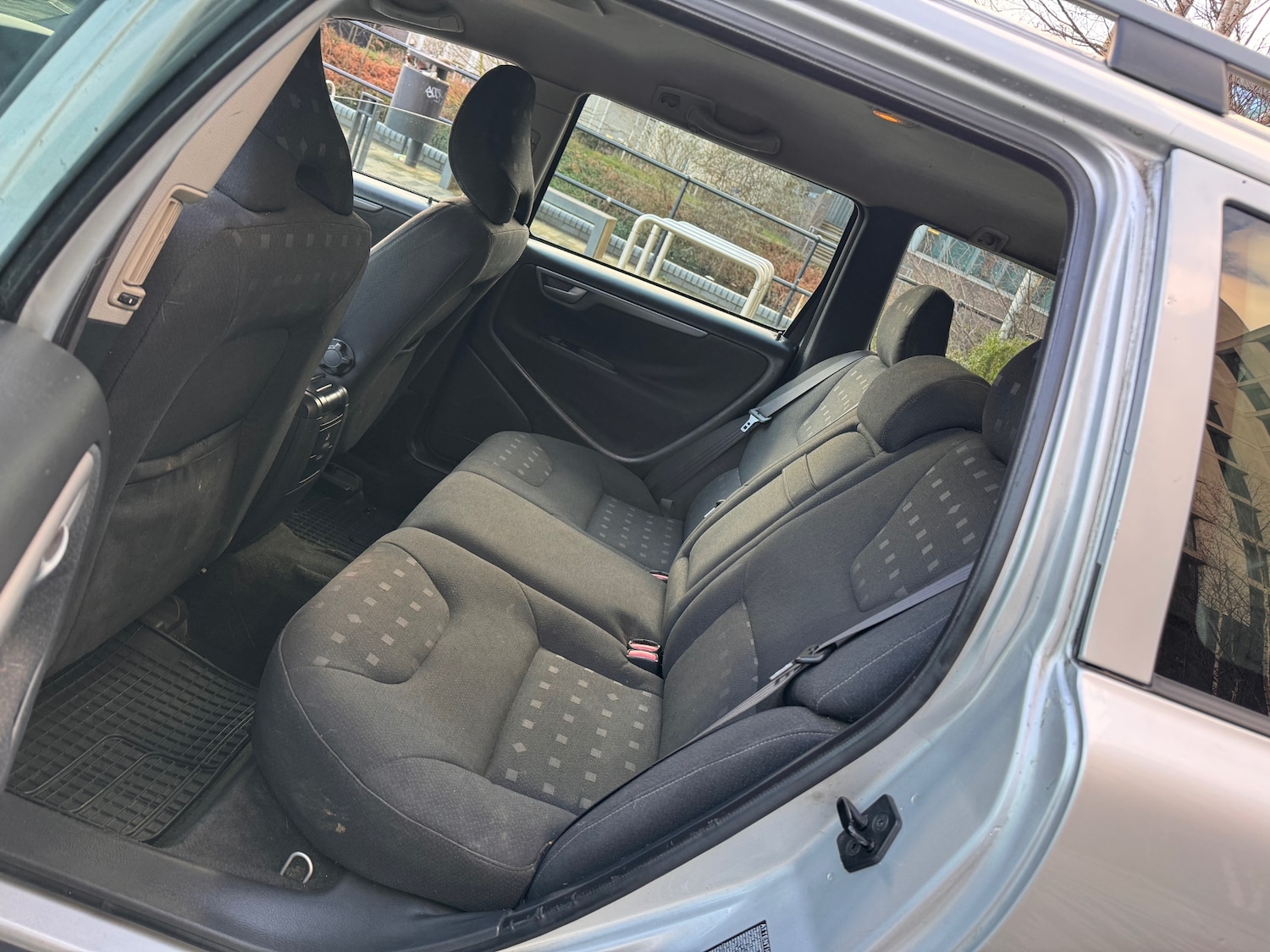 Used Volvo V70 2004 for sale - 77522445: Photo 17