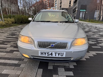 Used Volvo V70 2004 for sale - 77522445: Photo