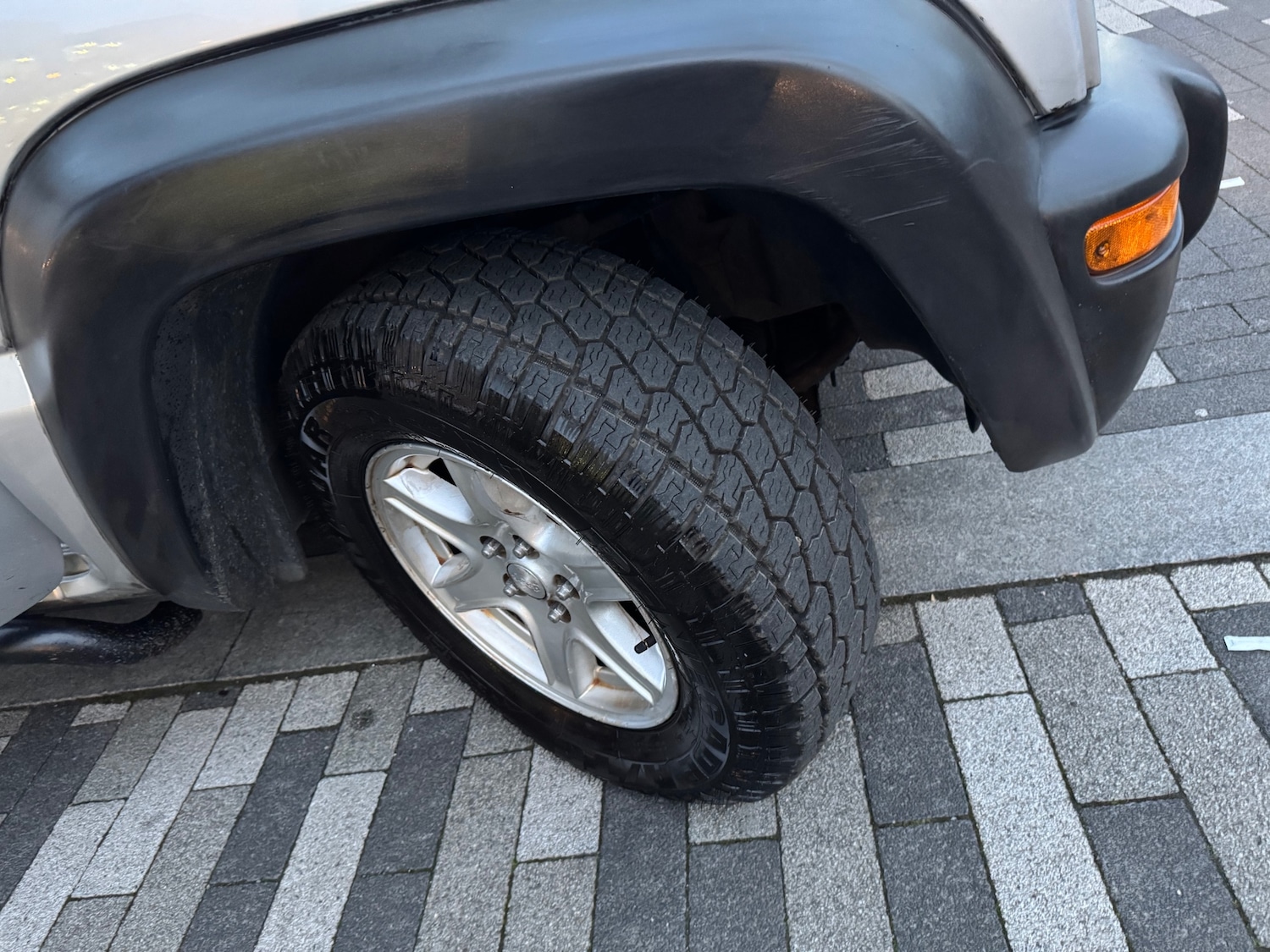 Used Jeep Cherokee 2004 for sale - 76911523: Photo 12