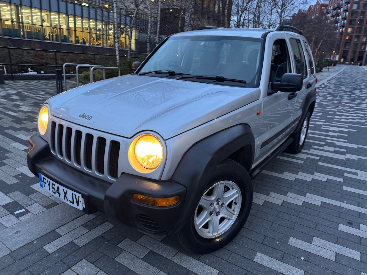 Used Jeep Cherokee 2004 for sale - 76911523: Photo 13