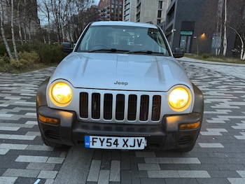 Used Jeep Cherokee 2004 for sale - 76911523: Photo
