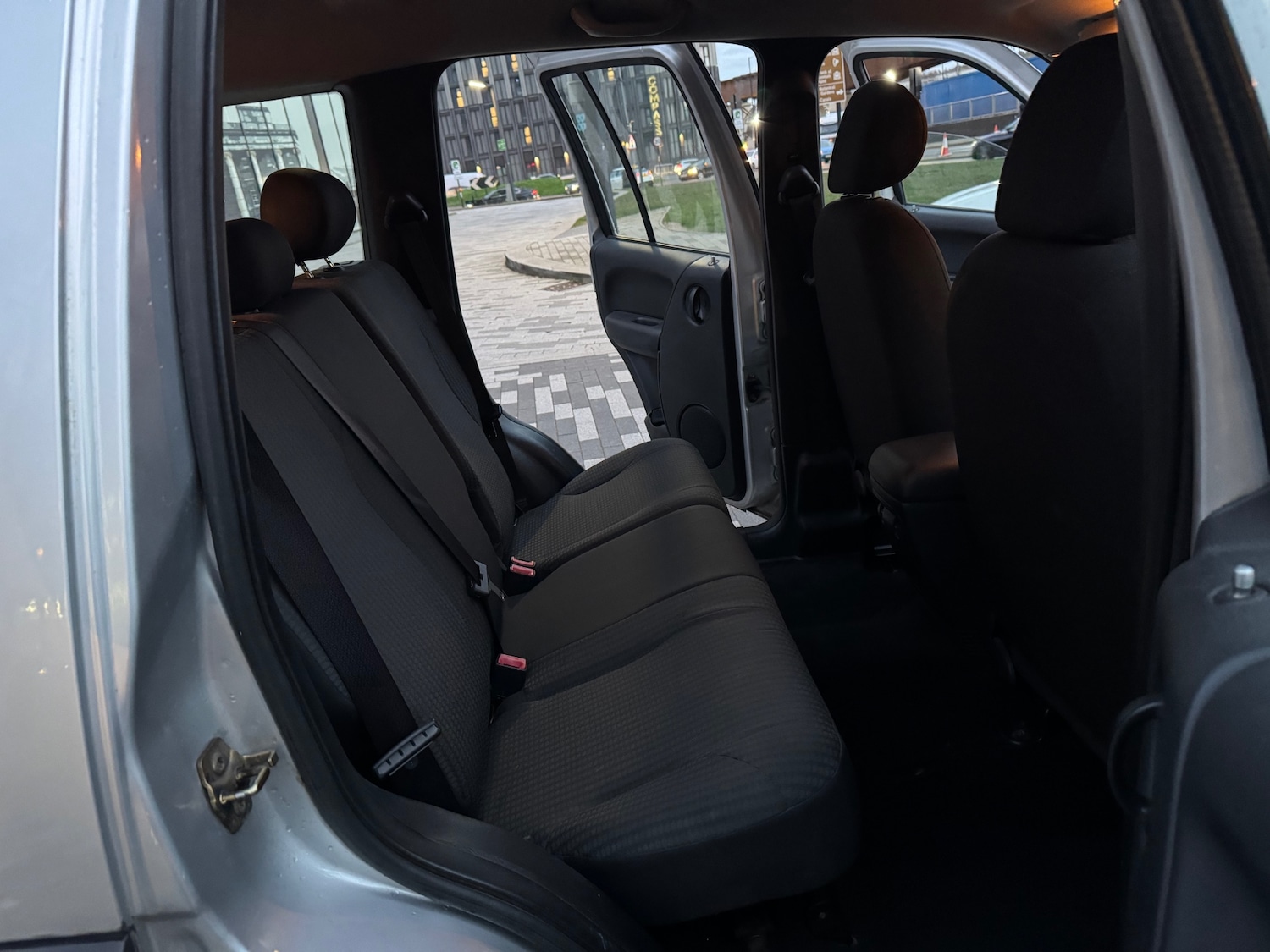 Used Jeep Cherokee 2004 for sale - 76911523: Photo 7