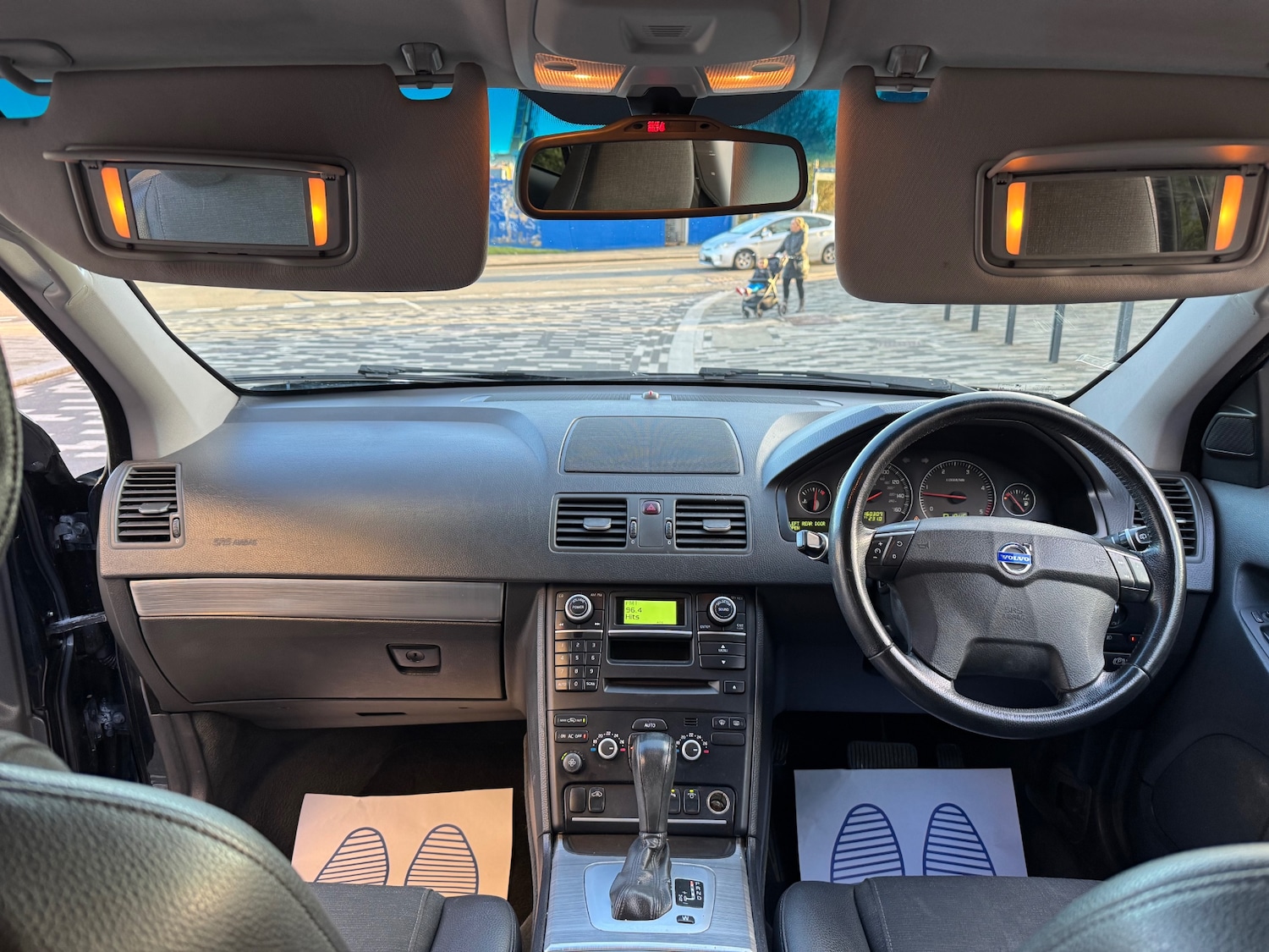 Used Volvo XC90 2010 for sale - 77721570: Photo 8