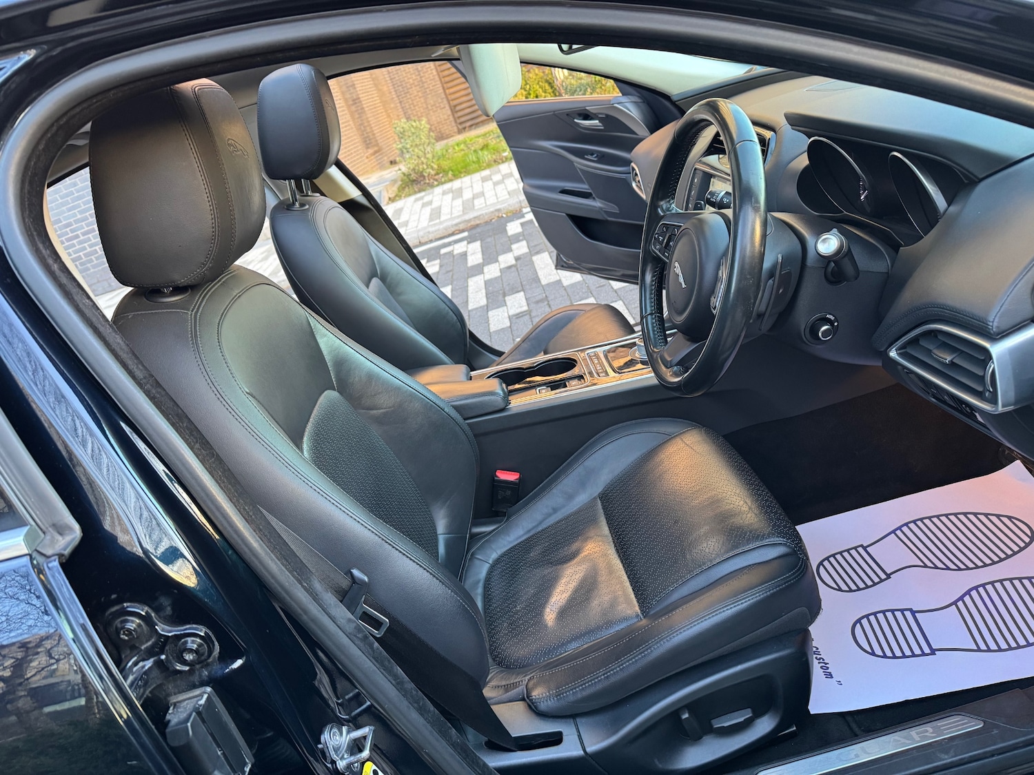 Used Jaguar XE 2015 for sale - 77165131: Photo 18