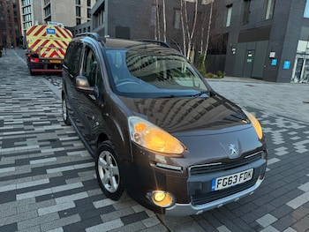 2013 (63) - 1.6 HDi 115 Outdoor 5dr