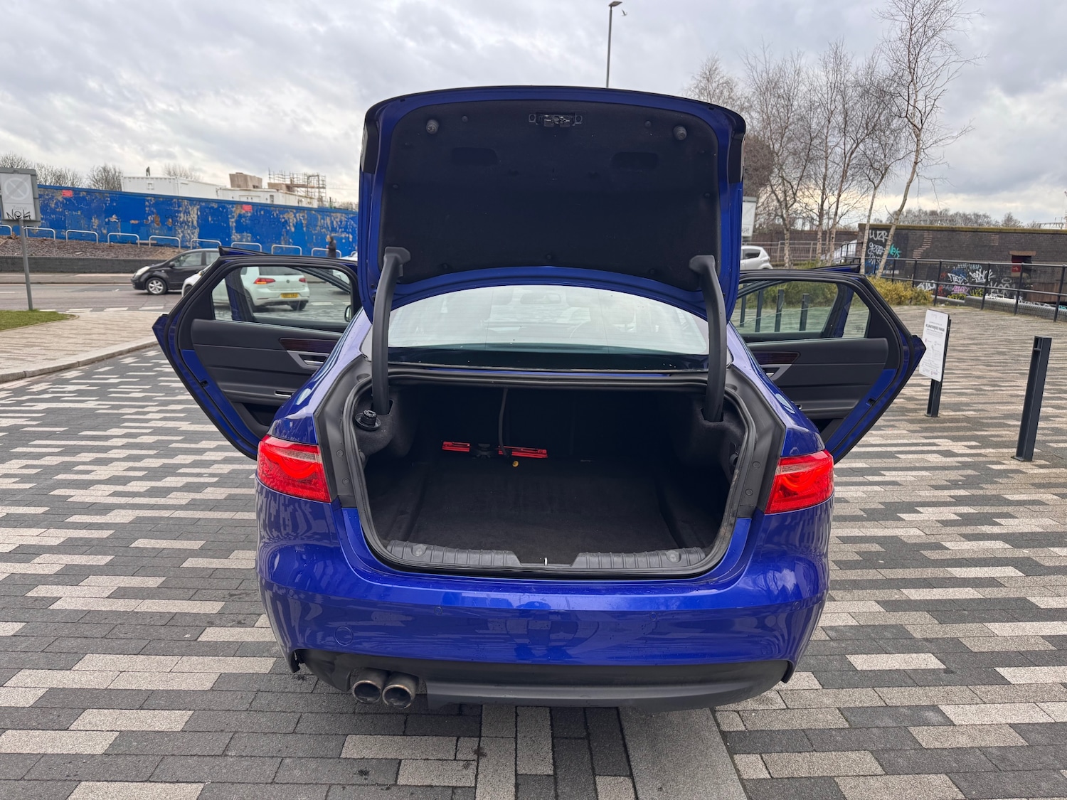 Used Jaguar XF 2017 for sale - 77484913: Photo 10