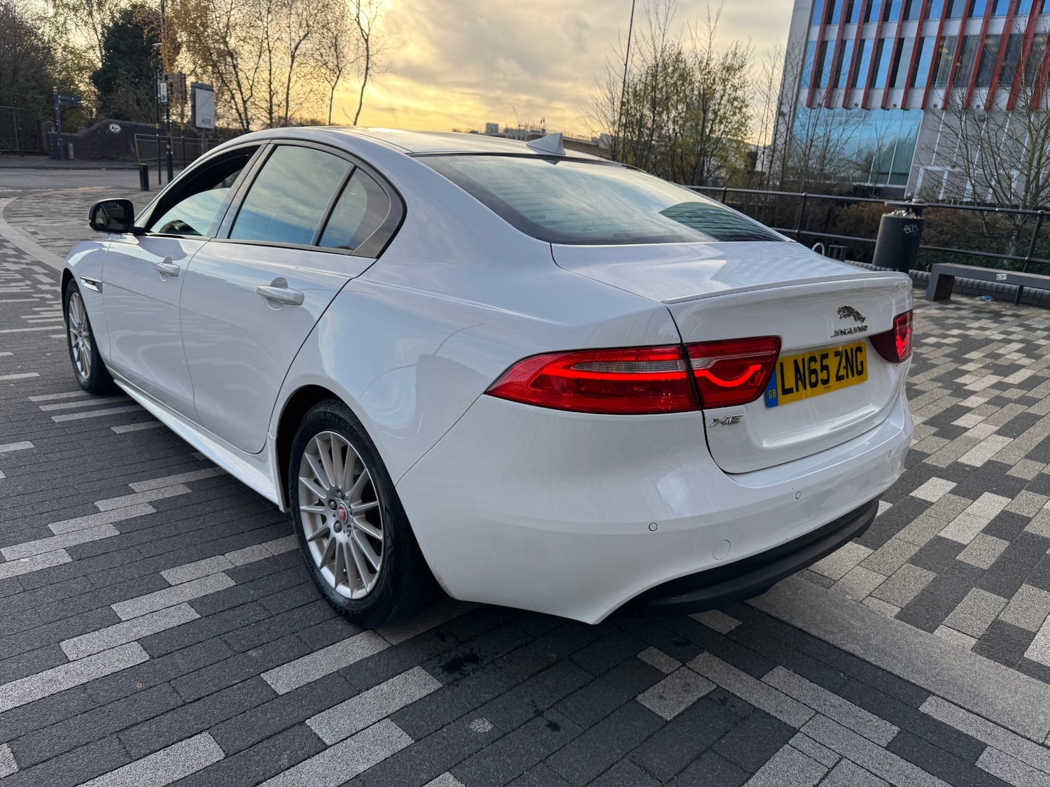 Used Jaguar XE 2015 for sale - 76785488: Photo 15