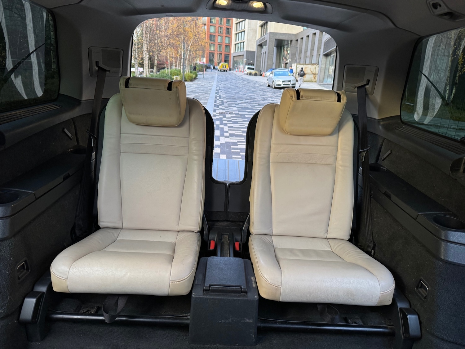 Used Volvo XC90 2010 for sale - 76825786: Photo 11