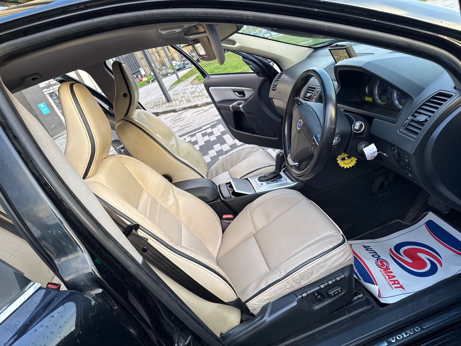 Used Volvo XC90 2010 for sale - 76825786: Photo 18